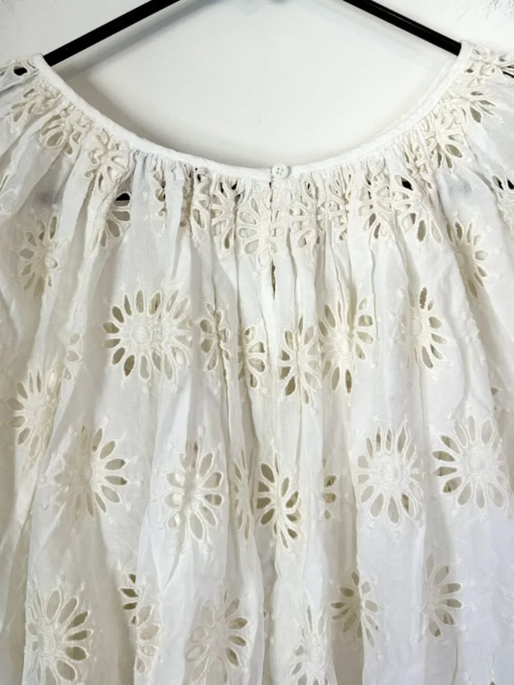 NWT Madewell Embroidered Shirred Puff-Sleeve Top - Size: Medium